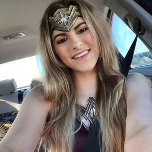 Meet your Posher, Kayla